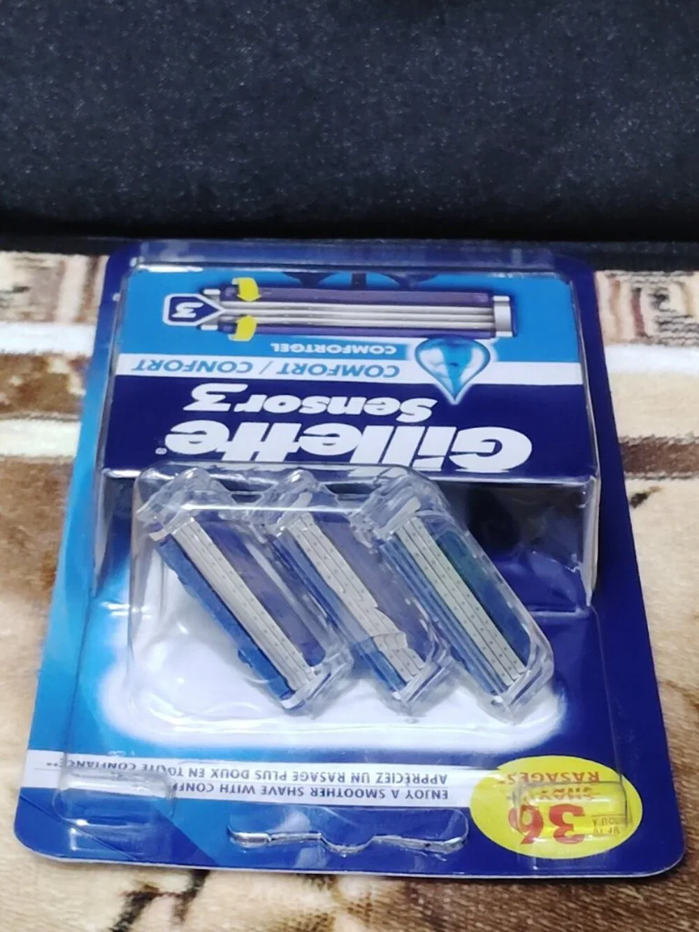 Gillette Sensor3 Men's Disposable Razor, 3.0 Each